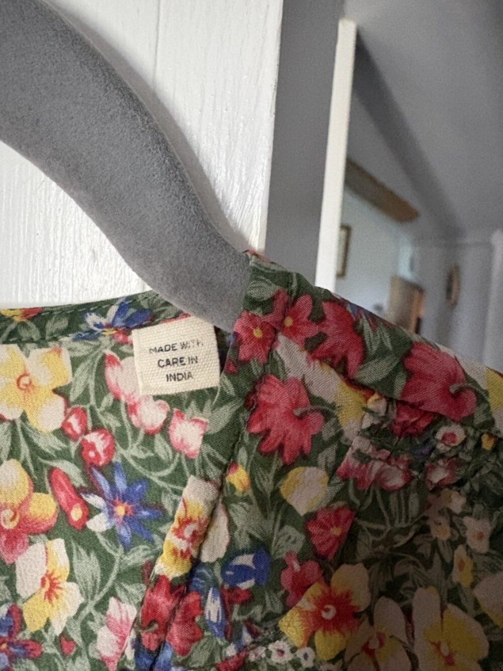 Doen Yana Floral Silk Blouse Green Valley Size Small - Picture 15 of 16
